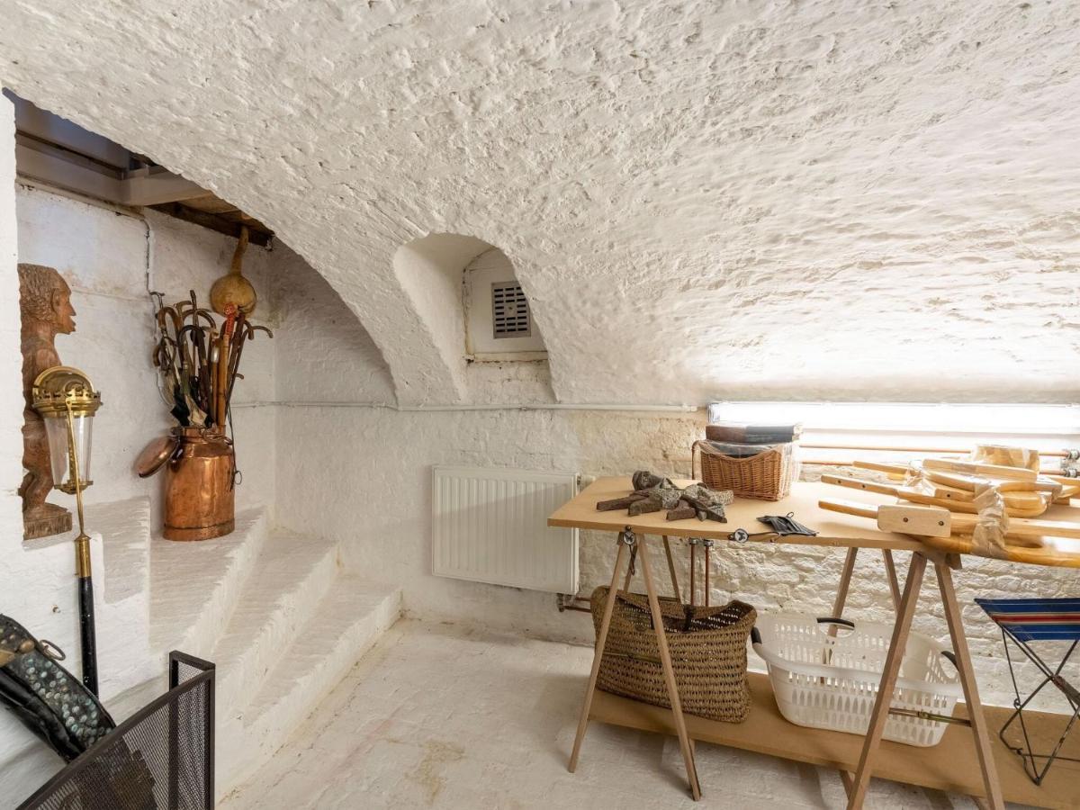Apartment In Kruibeke At Wissekerke Castle Экстерьер фото